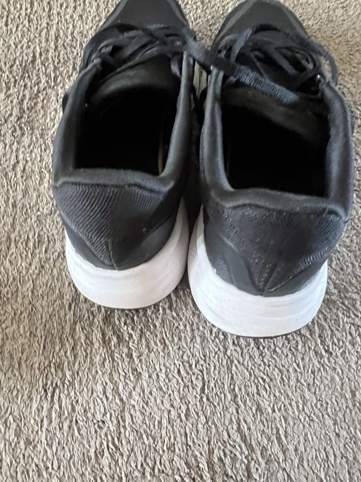 Tenis/ sapatilhas pretas da Adidas em otimo estado t-37.5