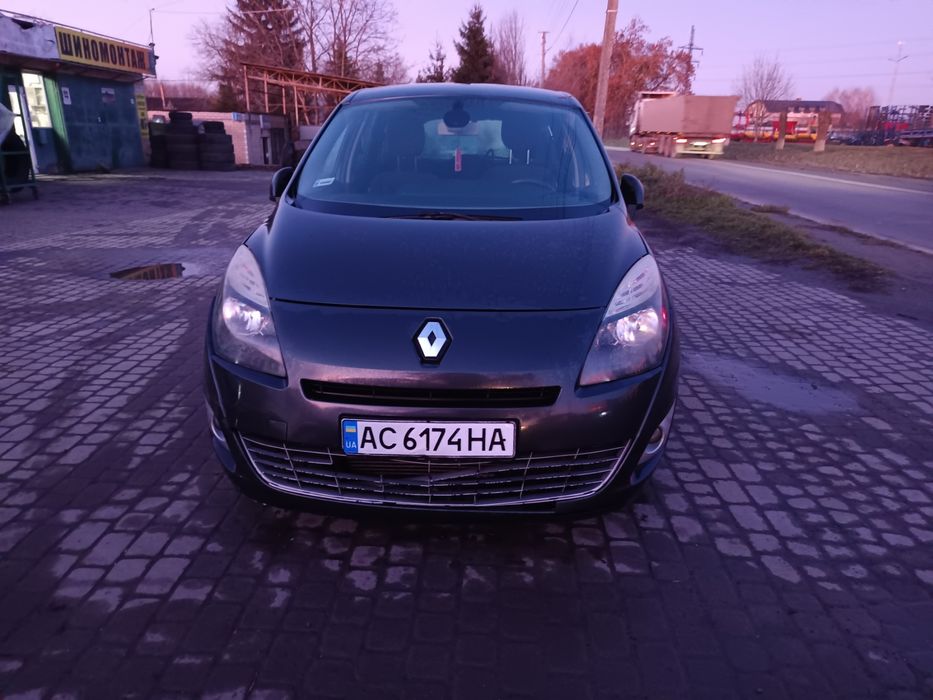 Продам власне авто Renault Grand Scenic