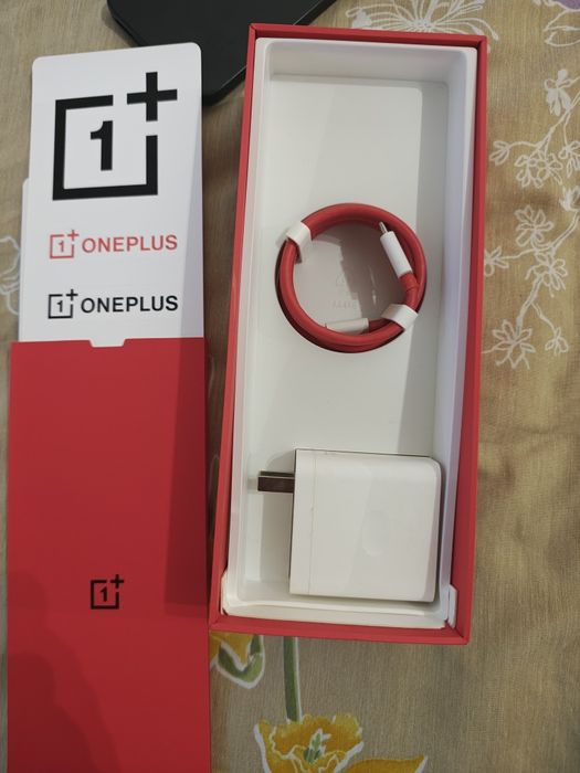 OnePlus 10R em ótima condições