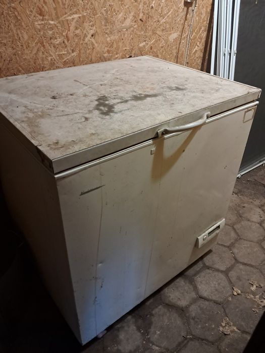 Ларь морозильни ZANUSSI