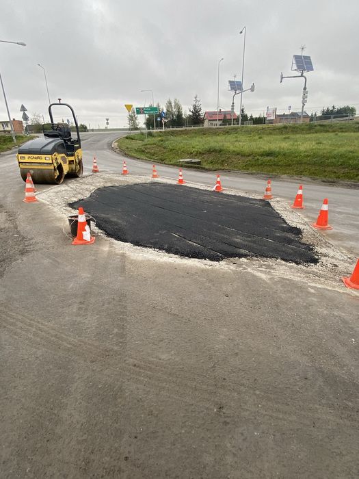 Koparki wywrotki spycharki przesiewacz poboczarka