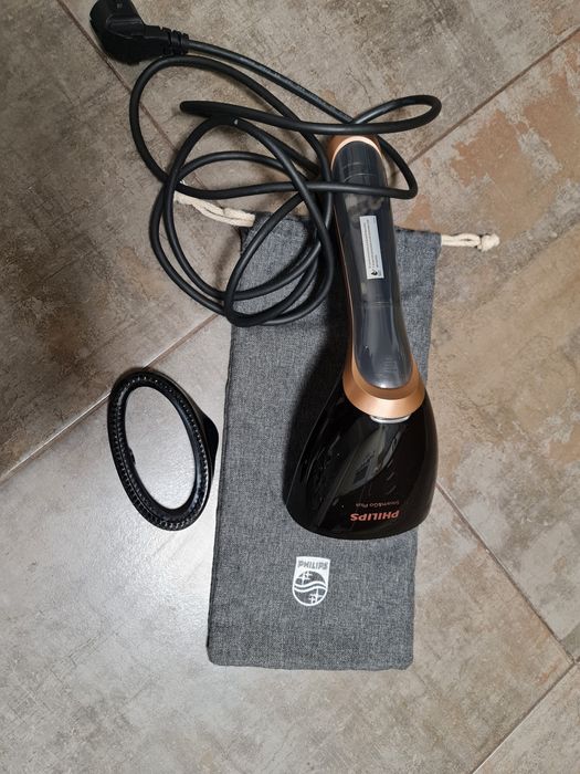 Вертикальна праска Philips Steam&Go 1300 Вт (вживаний)