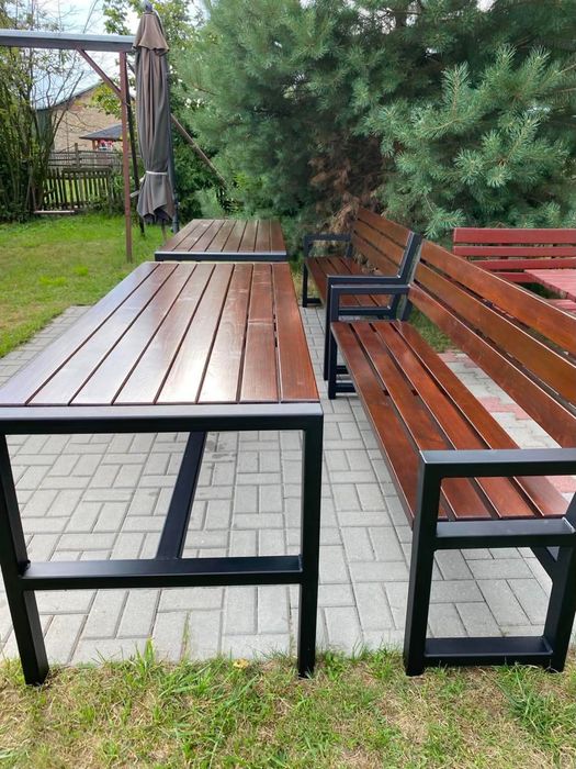Zestaw mebli ogrodowych, lawki plus stół