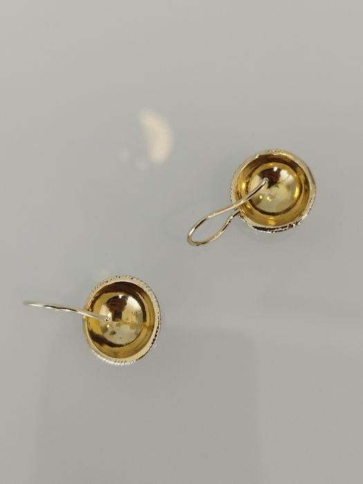 Brincos dourados em prata 925