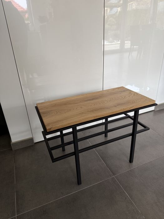 Ławka z litym dębowym siedziskiem