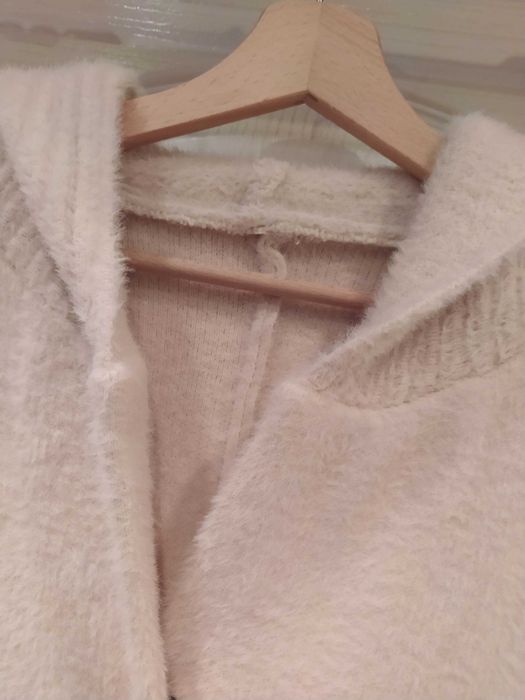 Alpaka długa duża płaszcz kaptur jasny beż