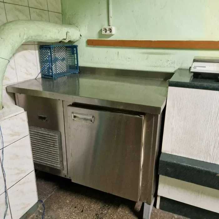 Холодильний стіл холодильний стол  100х70