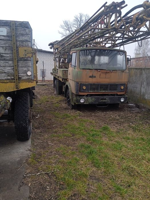 Продам автомобіль для буріння води на шоссі  МАЗ 5337 УРБ  ЗАЗ01