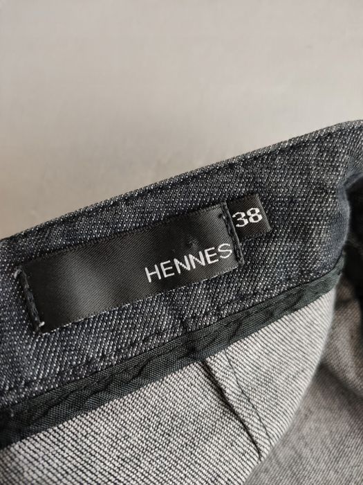 Hennes fajna jeansowa prosta spódnica rozm 38
