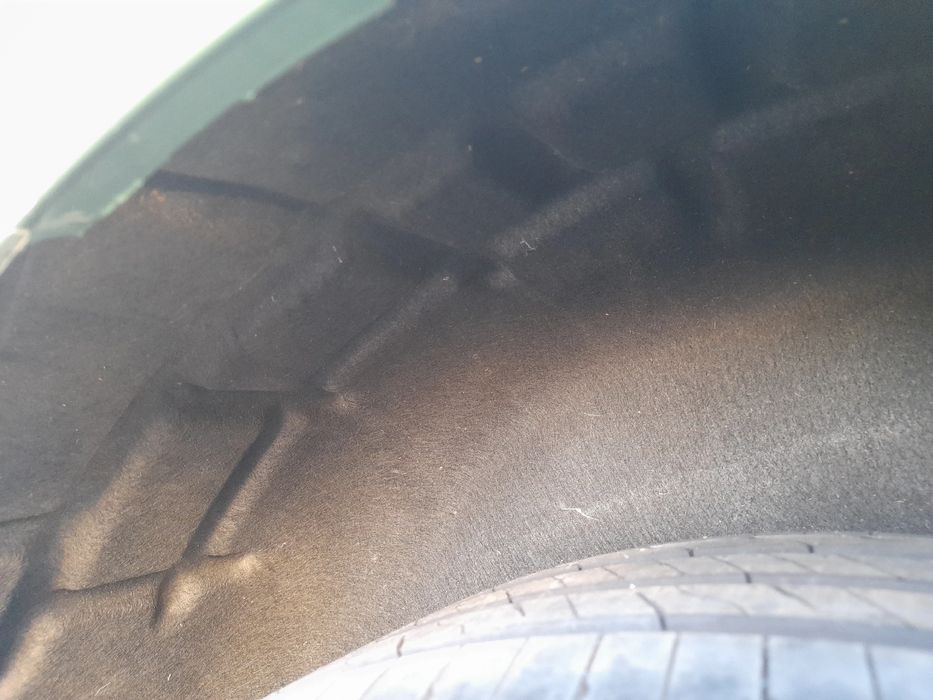 Cava roda trás direita FORD Tourneo Courier Kombi II