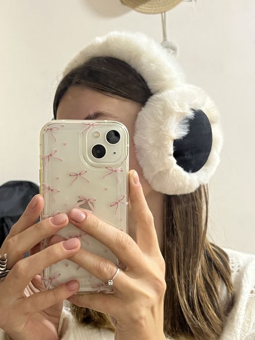 Хутряні навушники