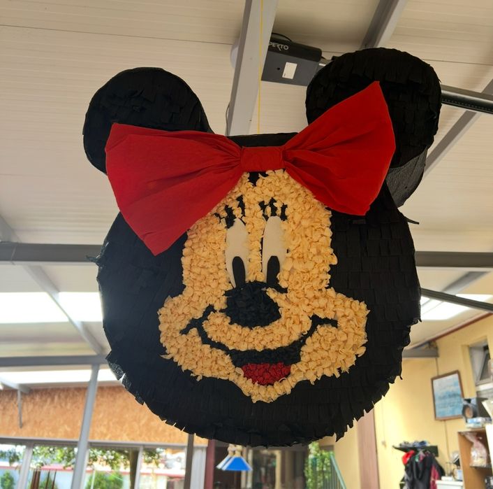 Pinhatas para Aniversarios