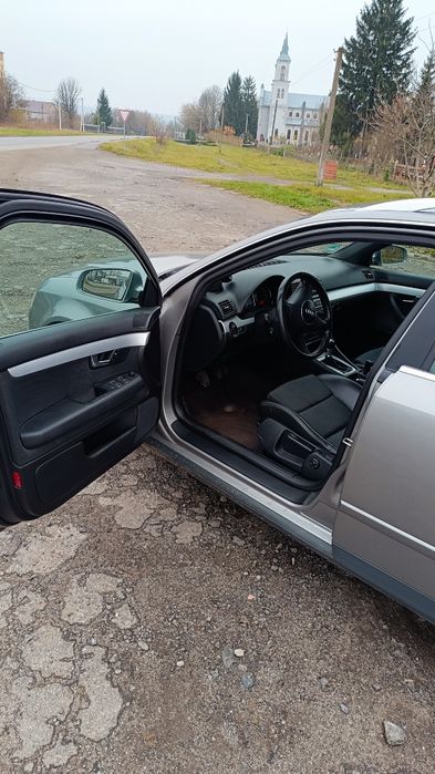 Продам ауді А4 Б6 S-line