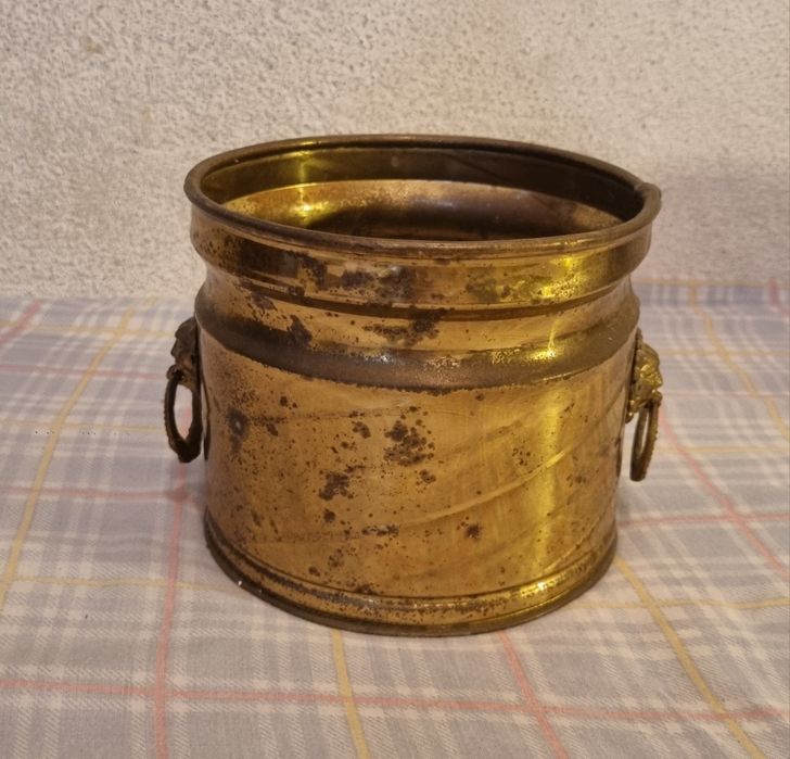 Balde em lata Antigo medidas nas fotos