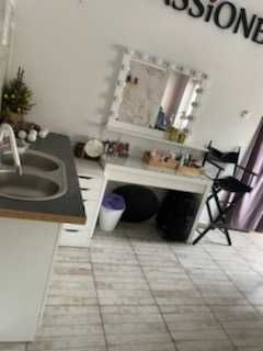 Lokal 25m2 na biuro/salon/gabinet Koliby 2A