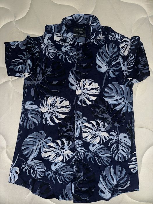 Camisas estampadas o preço é por todas elas