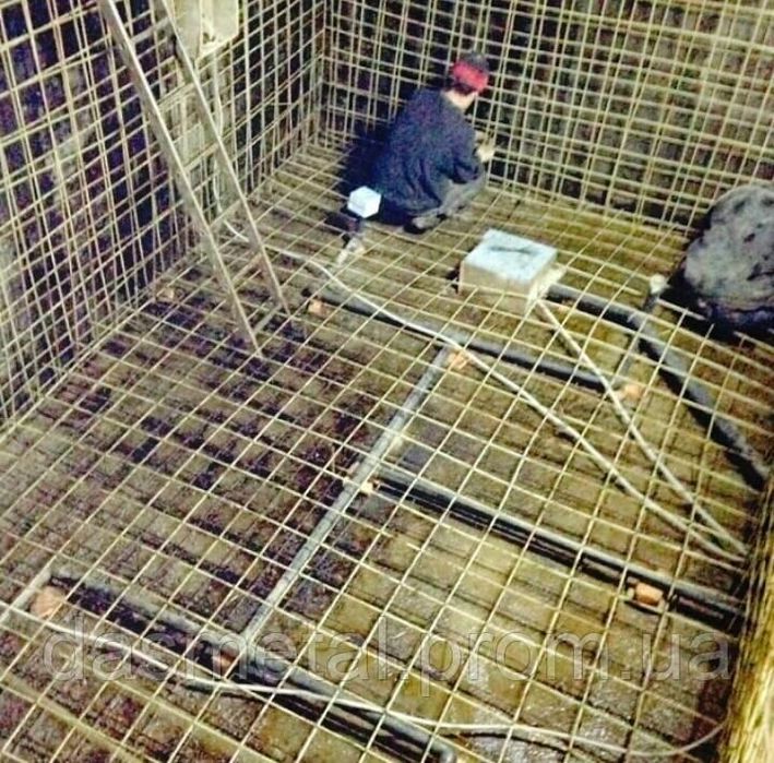 композитна сітка та арматура