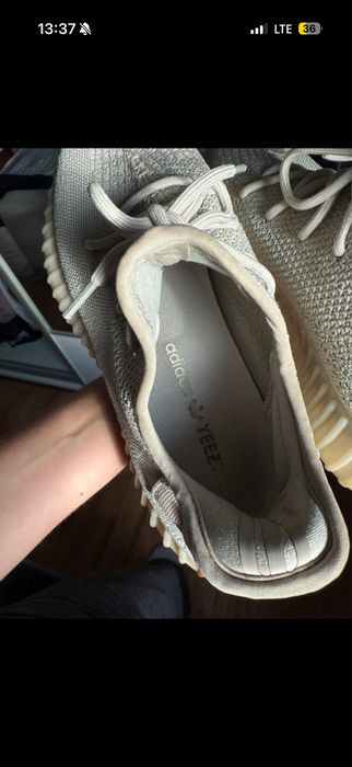 yeezy boost 350 v2 sesame
