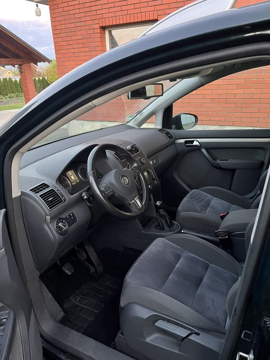 VW Touran 2.0 TDI 103kw 2011р механіка 6-ст