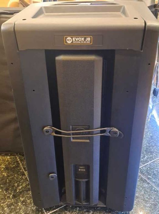 Som Array RCF J8