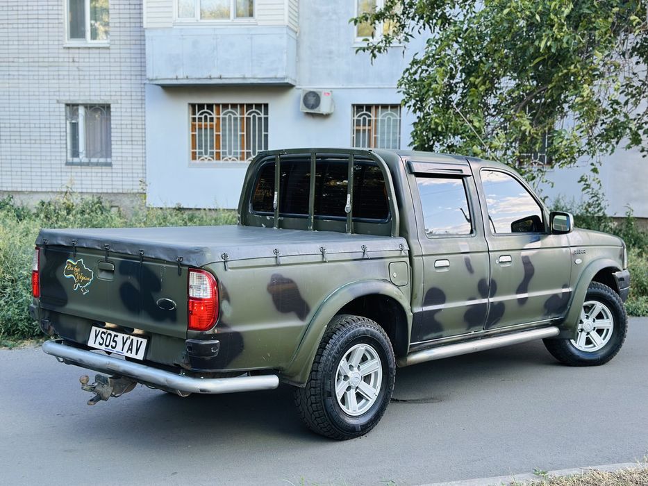 Продам Ford Ranger 2.5 дизель 4х4 пикап в хорошем состоянии