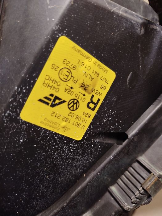 фари на Фольксваген шаран