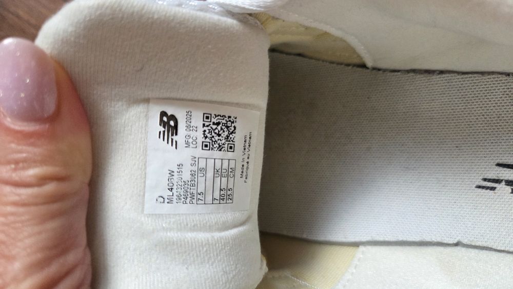 Buty damskie New Balance rozm.40.5