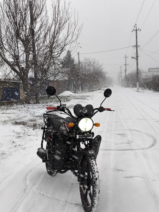 Продам мотоцикл spark 125