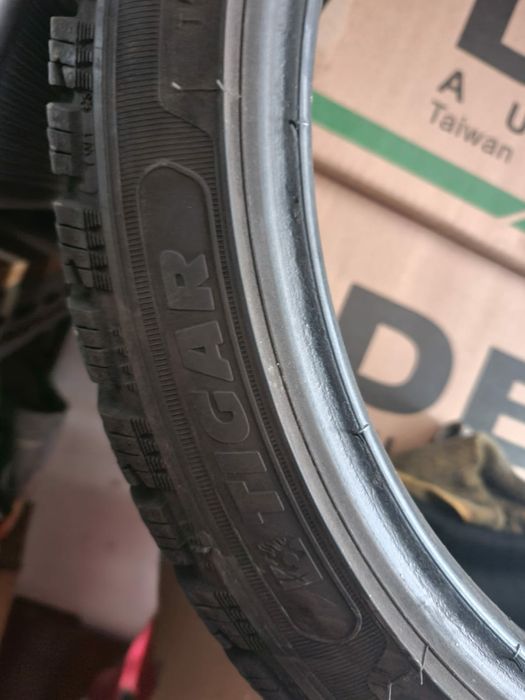 Pneus Tigar Winter 225/40 R18