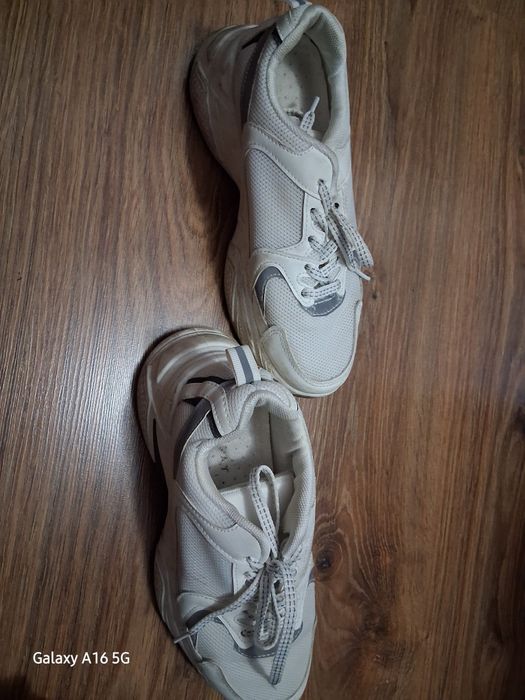 Sneakersy biale sinsay rozmiar 37