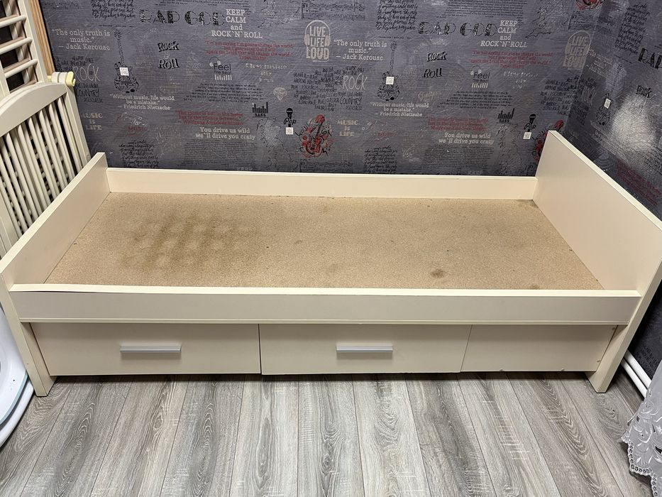 Детская кровать с матрасом 90*2000 бу