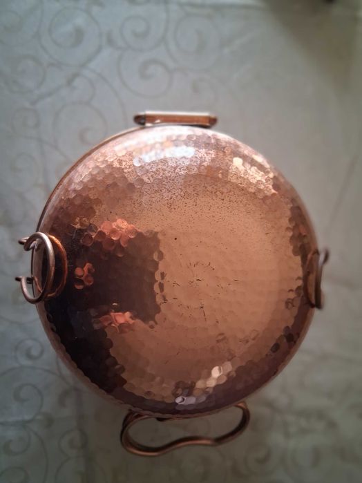 Cataplana de cobre com 20 cm