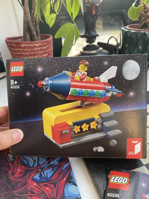 LEGO Ideas 40335 Space Rocket Ride Limited Edition