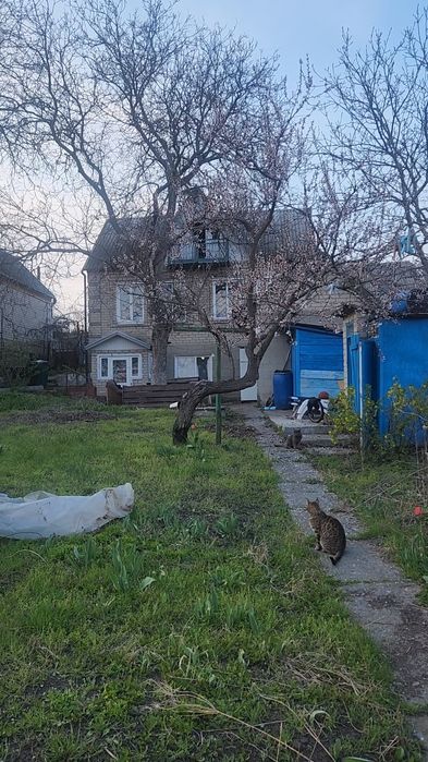 Продажа дома,с выходом в реку.Решкут.