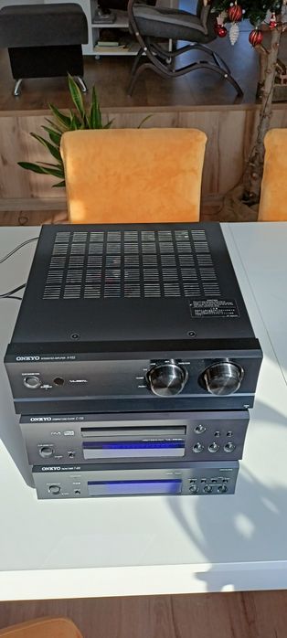 Wieża ONKYO A-933 C-733 T-433