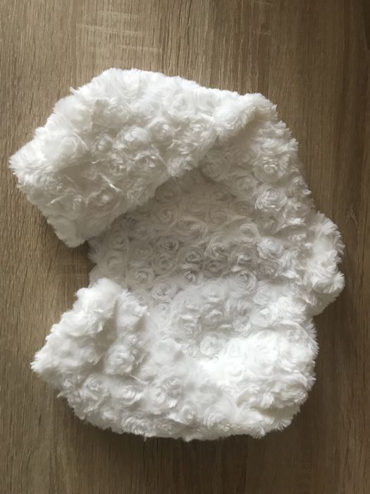 Bolerko do chrztu dla niemowlaka