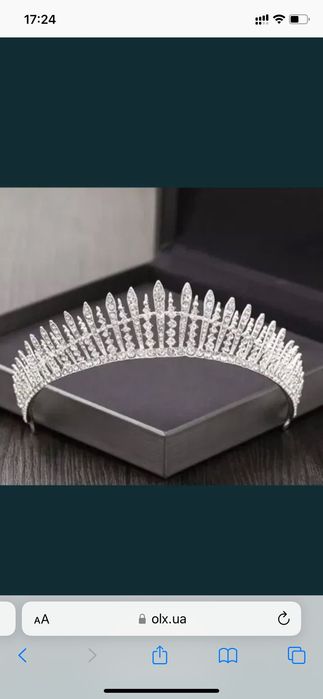 Прикраса для зачіски на весілля