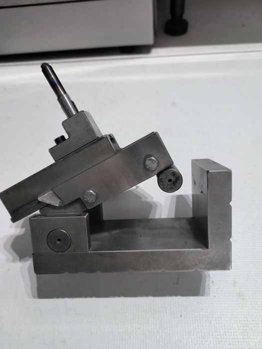 Do Szlifierki na płasko i na okrągło, ostrzałki. Sinuśnica.