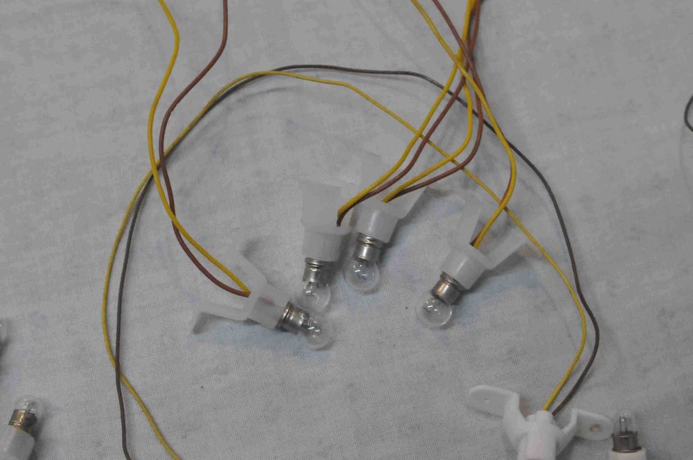 HO - Lampada 14-19 volts com casquilho BRAWA