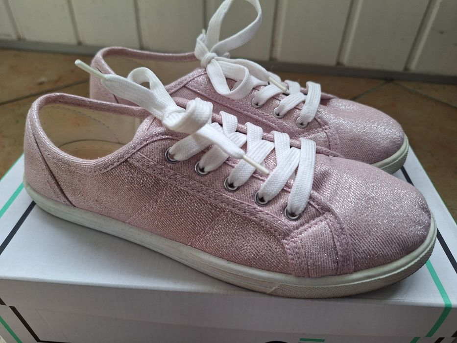 Buty Damskie sneakersy, rozmiar 37