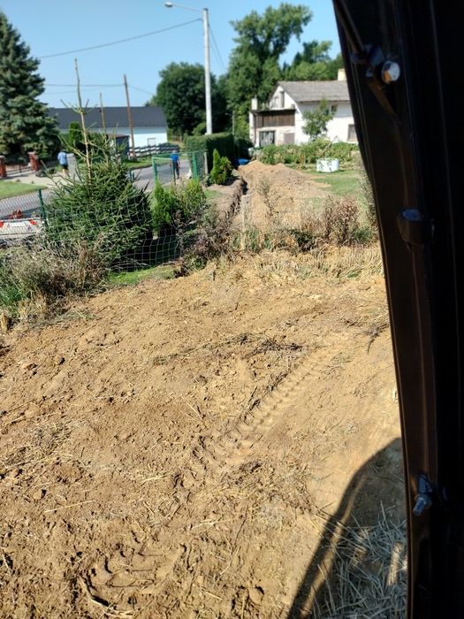 Usługi minikoparką wywrotką