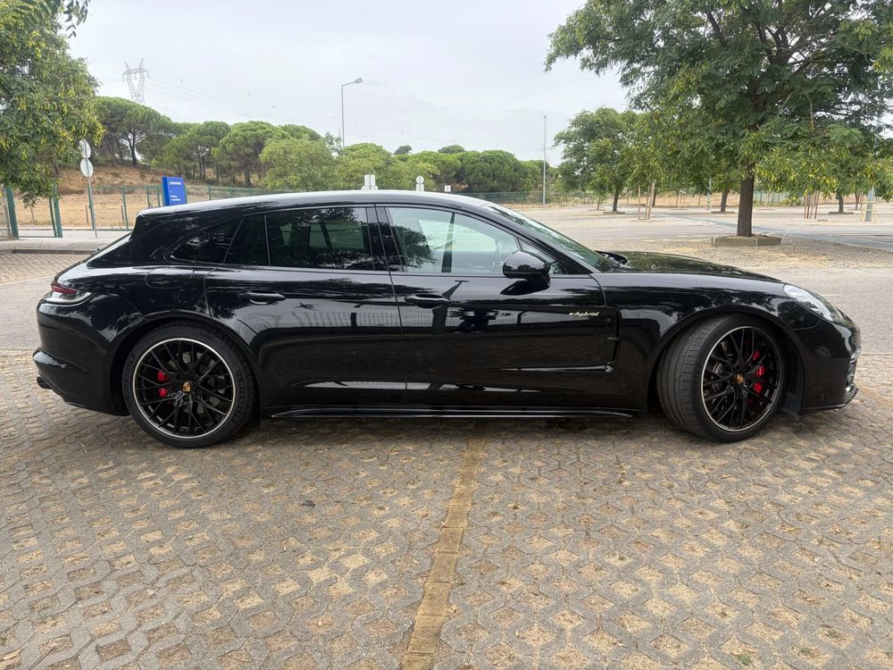 Porsche Panamera Sport Turismo 4S E-Hybrid