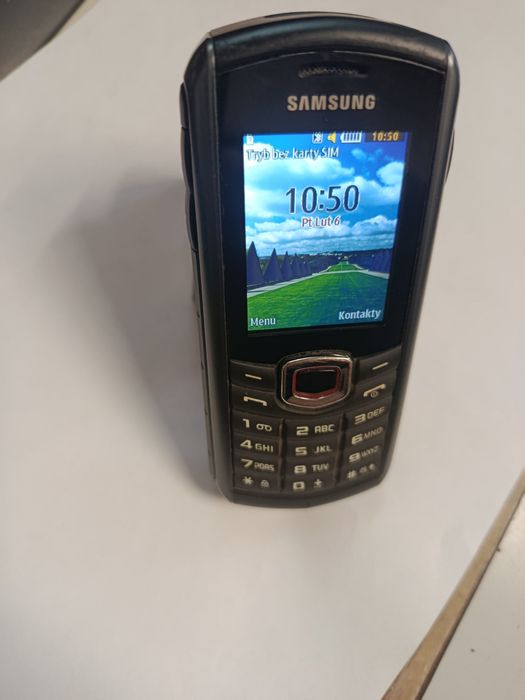 Samsung solid B2710