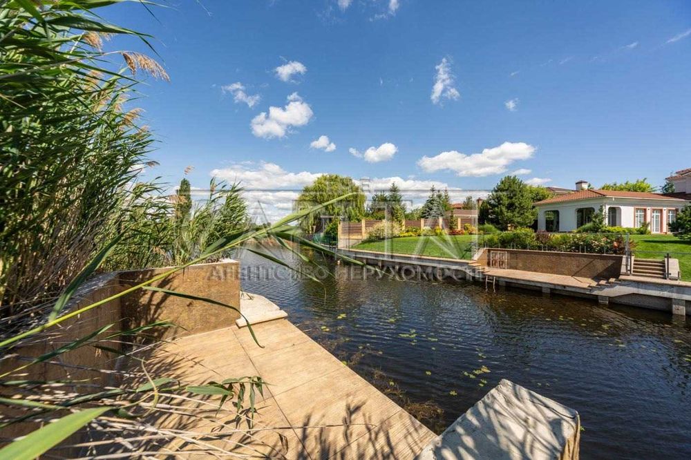 Продаж / Будинок/БЕЗ КОМІСІЇ/Козин/ КМ Дніпрова Хвиля 360 м2