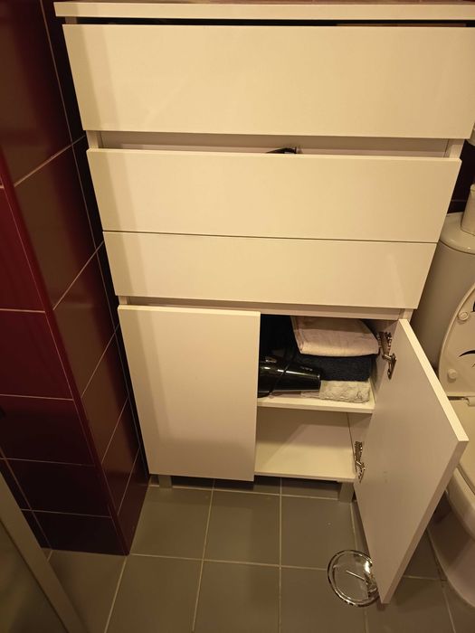 Móvel de apoio WC