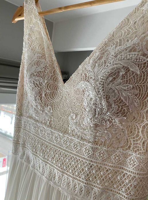 Suknia ślubna Mia Lavi 36/38 Boho/Rustykalny/Klasyczna +rękawy +welon