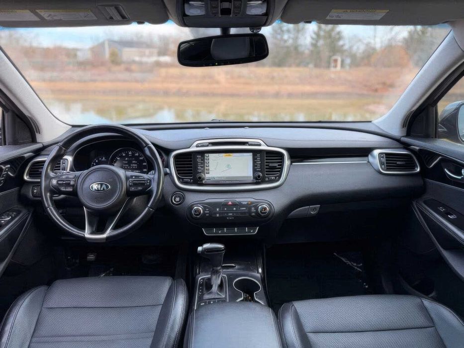 Kia Sorento      2017