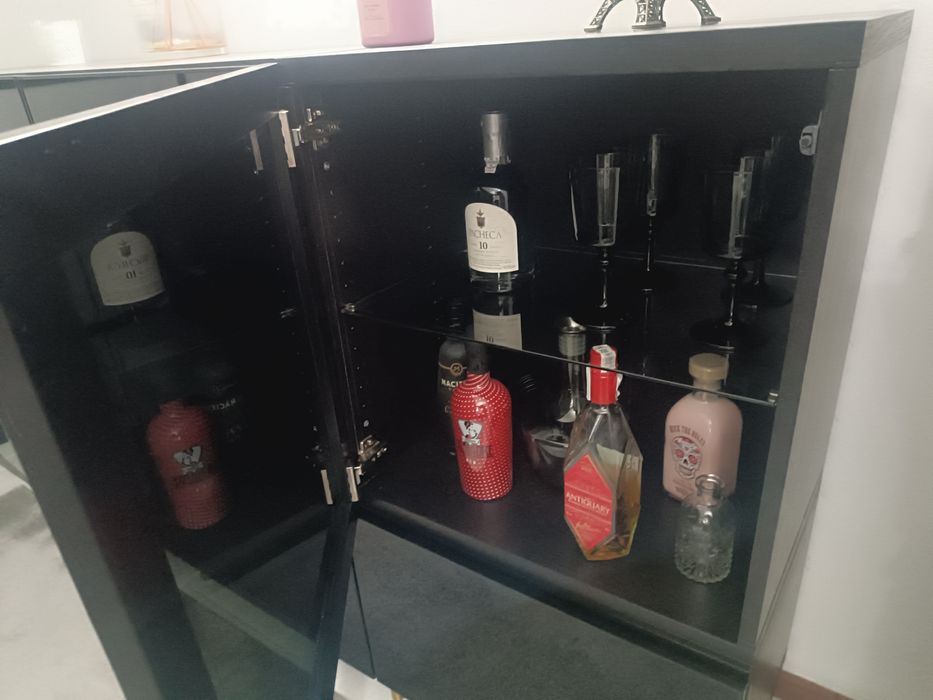 Aparador 6 portas, Besta Ikea