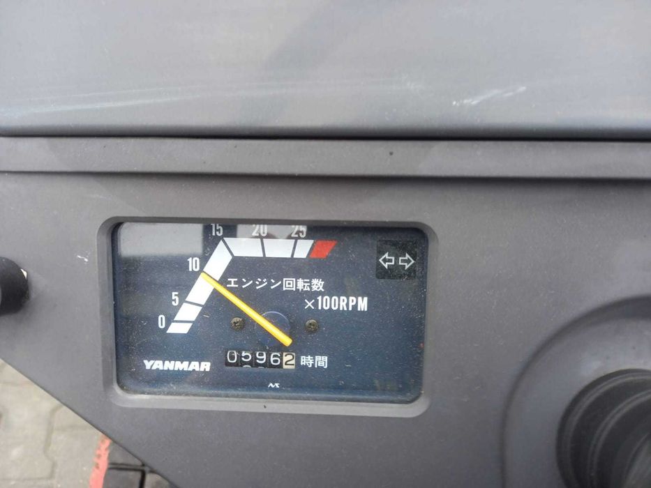 Japoński traktorek Yanmar KE 3 z glebogryzarką 4x4 13 km