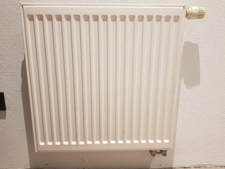 Grzejnik Purmo Ventil Compact CV11 600x600 + zawór